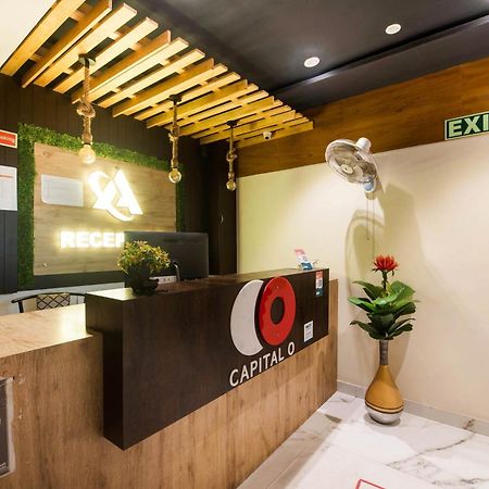Capital O Alfa Hotel Vidzsajavádá Kültér fotó